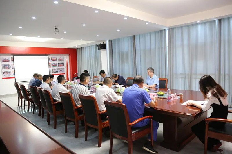 全國(guó)工商聯(lián)宣傳教育部李忠春一行蒞臨康明納調(diào)研指導(dǎo)